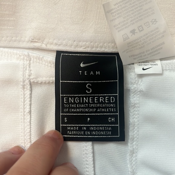 Nike women’s softball pants - Picture 4 of 5